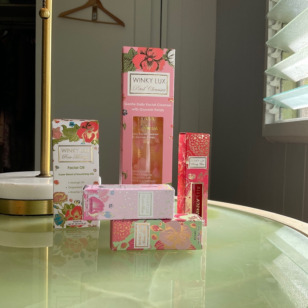 $76 VALUE. Brand new Winky Lux Bundle FREE SHIPPING!